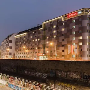 *** מלון Hampton By Hilton West אוסטריה